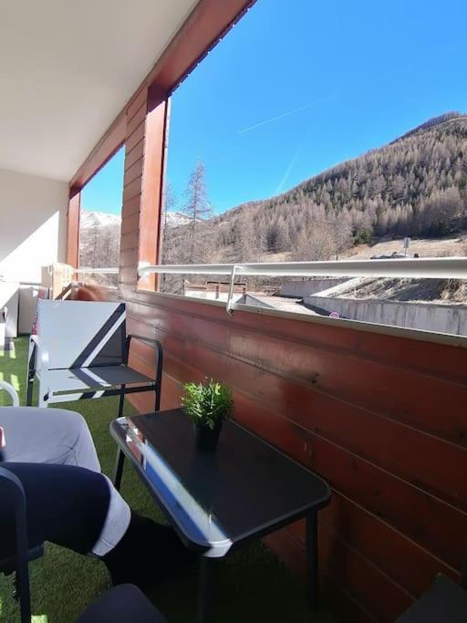 Appartement Avec Grande Terrasse Allos Exterior foto